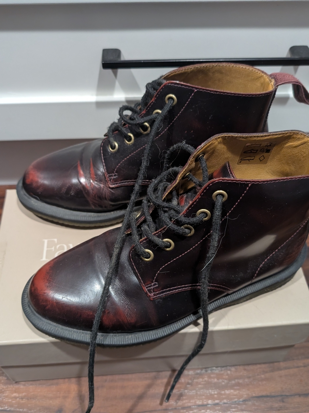 Dr Marten Emmeline Cherry Red US 5